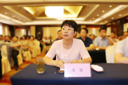 徐州市民政局副局长吴颖